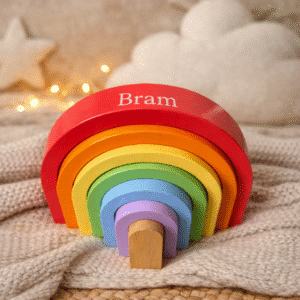 Regenboog met naam rood